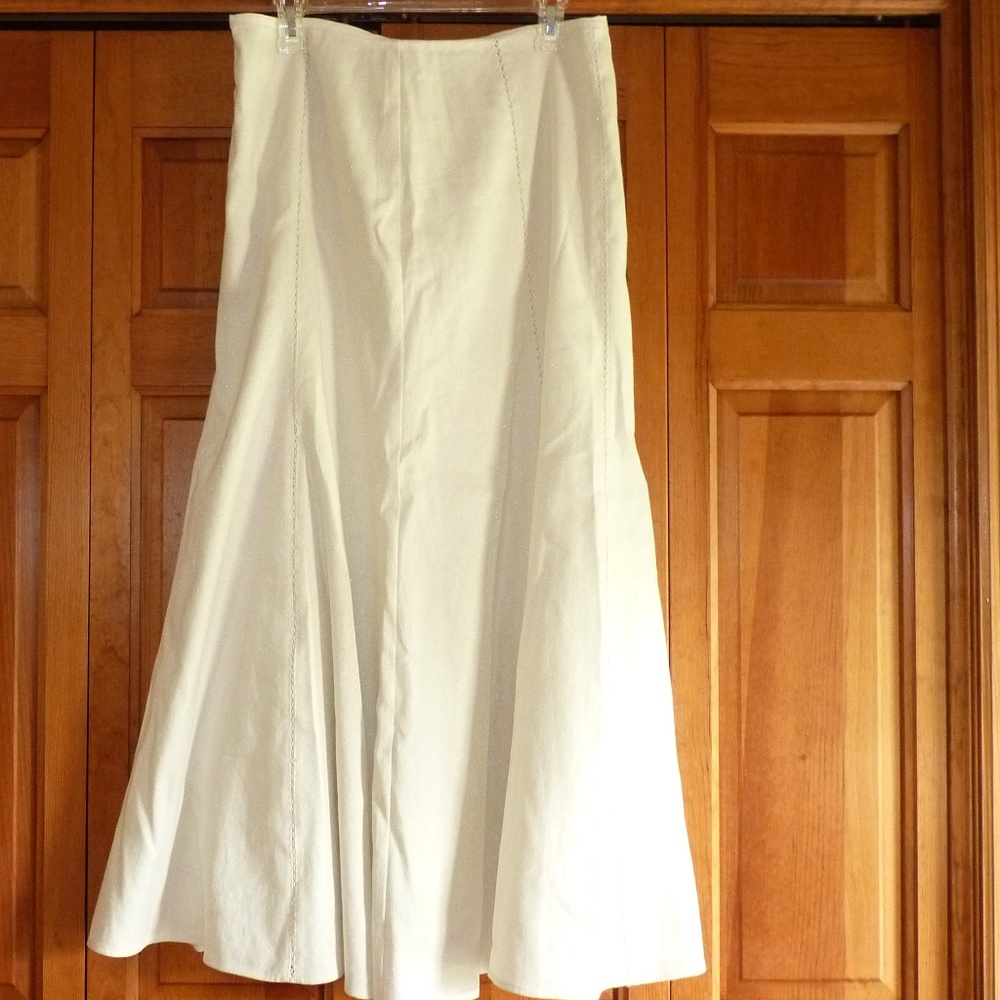 White House Black Market Cream Maxi Skirt